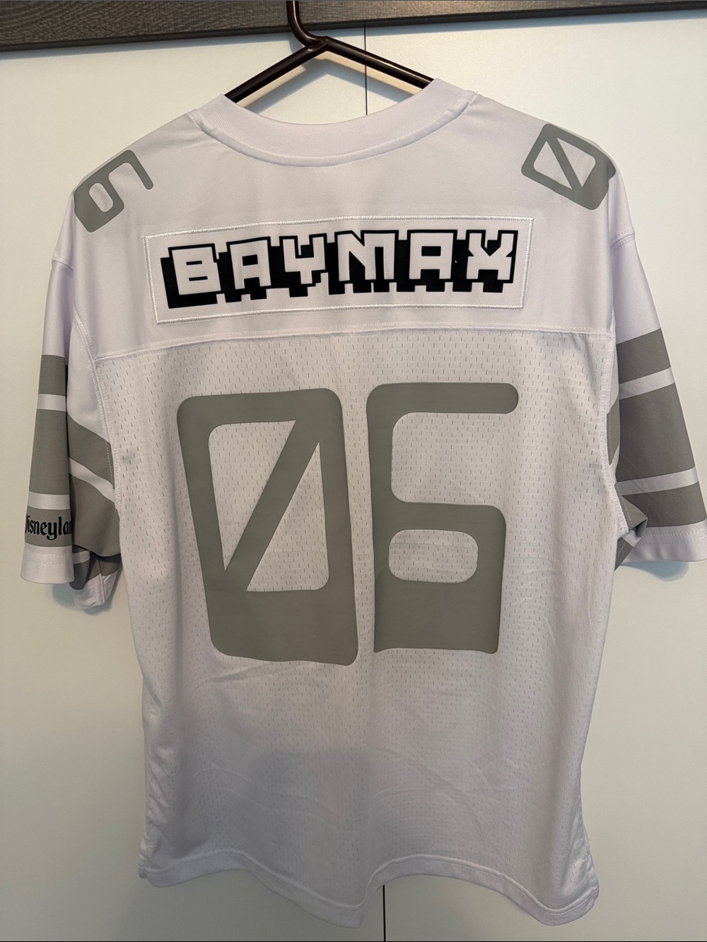 Baymax jersey - authentic purchased at Disneyland - Picture 4 of 9